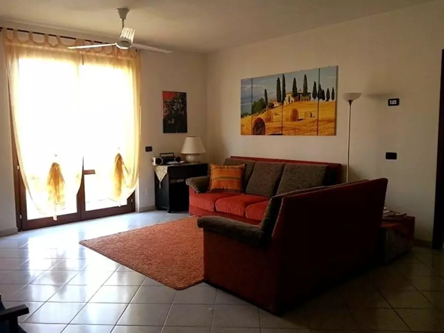 Immagine 5 di Appartamento in vendita  a Massa