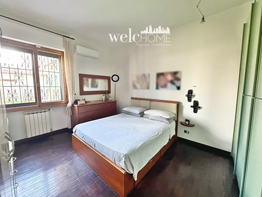 Immagine 13 di Appartamento in vendita  a Campi Bisenzio