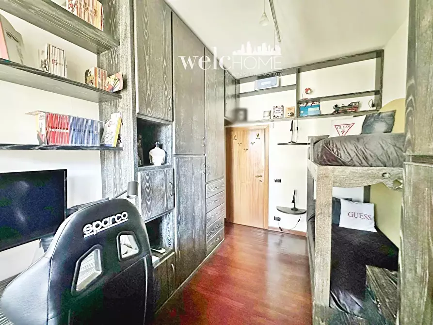 Immagine 15 di Appartamento in vendita  a Campi Bisenzio