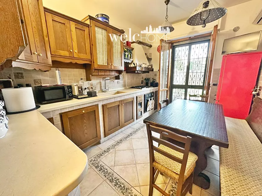 Immagine 9 di Appartamento in vendita  a Campi Bisenzio