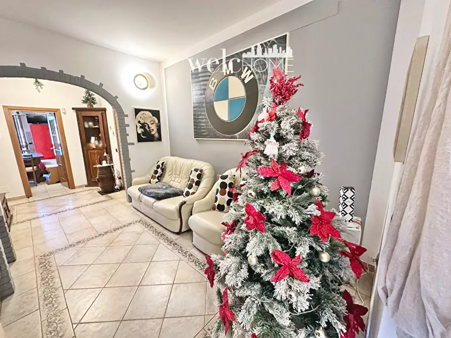 Immagine 7 di Appartamento in vendita  a Campi Bisenzio