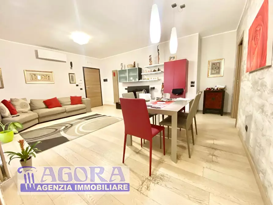 Immagine 4 di Appartamento in vendita  a Latina