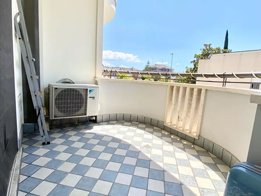 Immagine 28 di Appartamento in vendita  a Latina