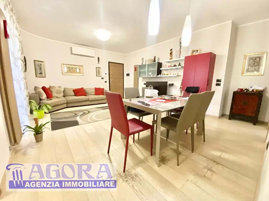 Immagine 5 di Appartamento in vendita  a Latina