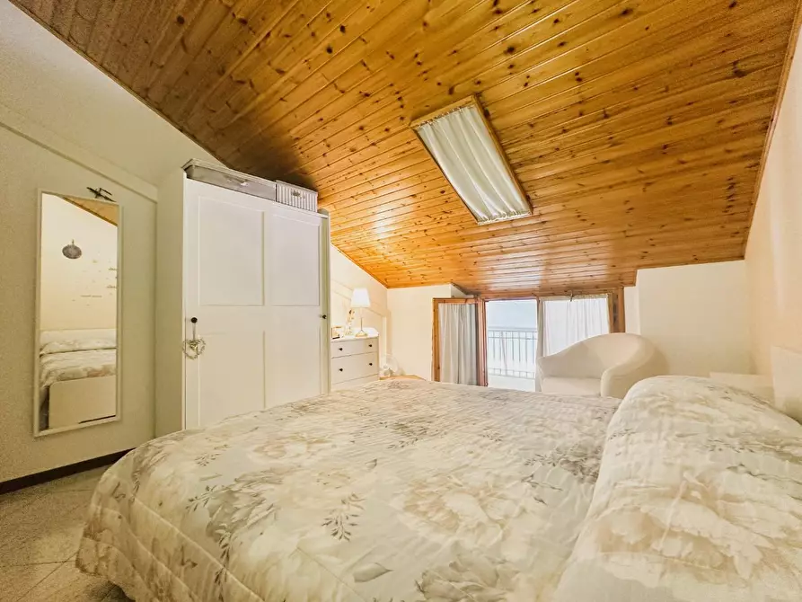 Immagine 26 di Appartamento in vendita  a Rosignano Marittimo