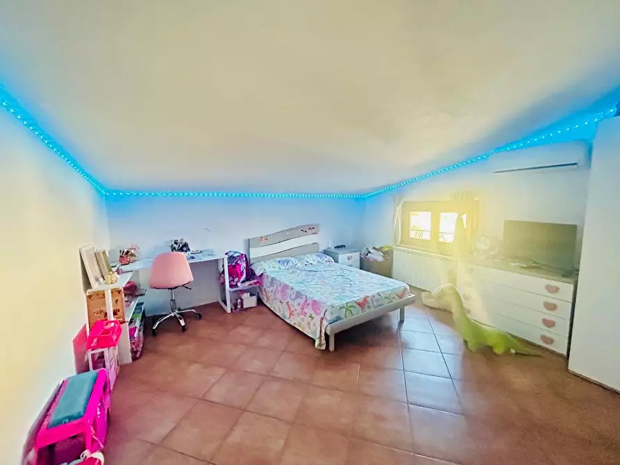 Immagine 25 di Appartamento in vendita  a Lastra A Signa