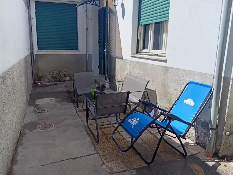 Immagine 15 di Villa in vendita  a Pisa