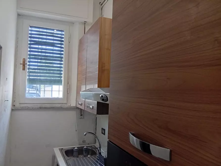 Immagine 11 di Villa in vendita  a Pisa