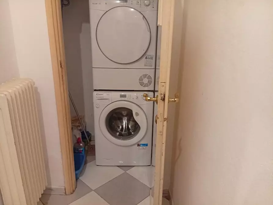 Immagine 7 di Villa in vendita  a Pisa