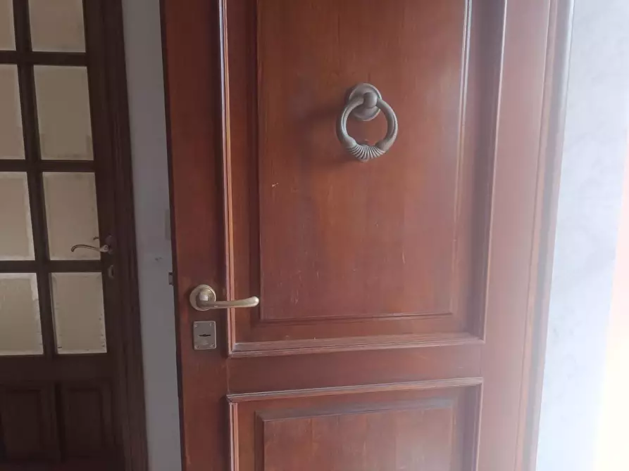 Immagine 10 di Porzione di casa in vendita  a Massa