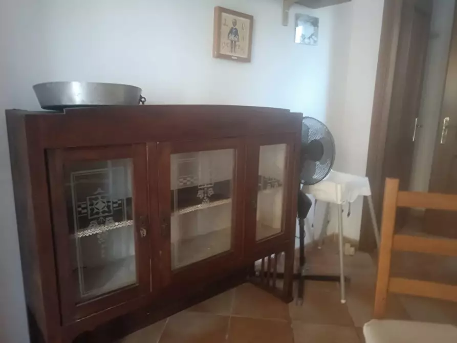 Immagine 53 di Porzione di casa in vendita  a Massa