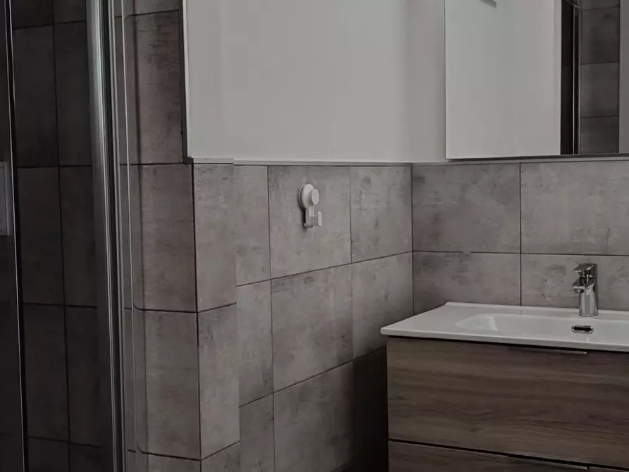 Immagine 15 di Appartamento in vendita  a Castelnuovo Magra