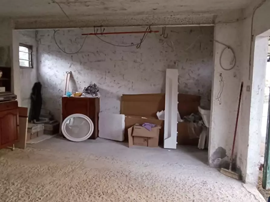 Immagine 29 di Appartamento in vendita  a Castelnuovo Magra