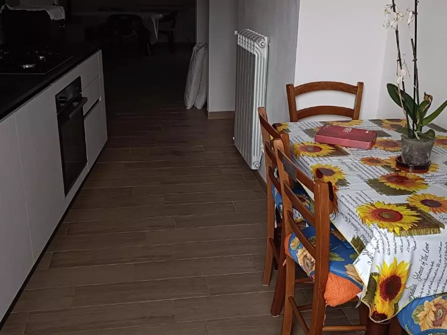 Immagine 21 di Appartamento in vendita  a Castelnuovo Magra