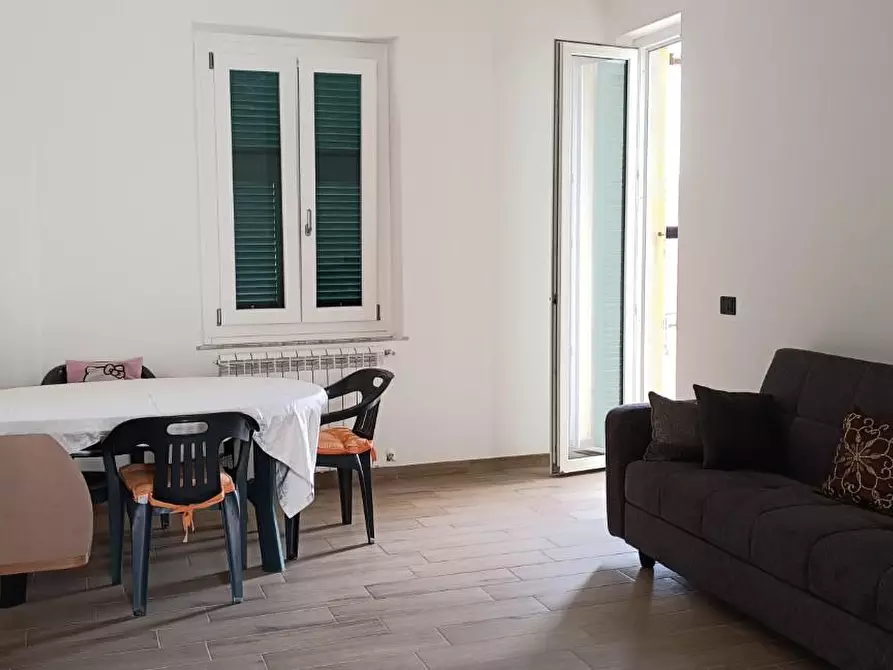 Immagine 1 di Appartamento in vendita  a Castelnuovo Magra