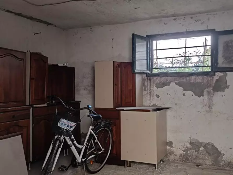 Immagine 27 di Appartamento in vendita  a Castelnuovo Magra