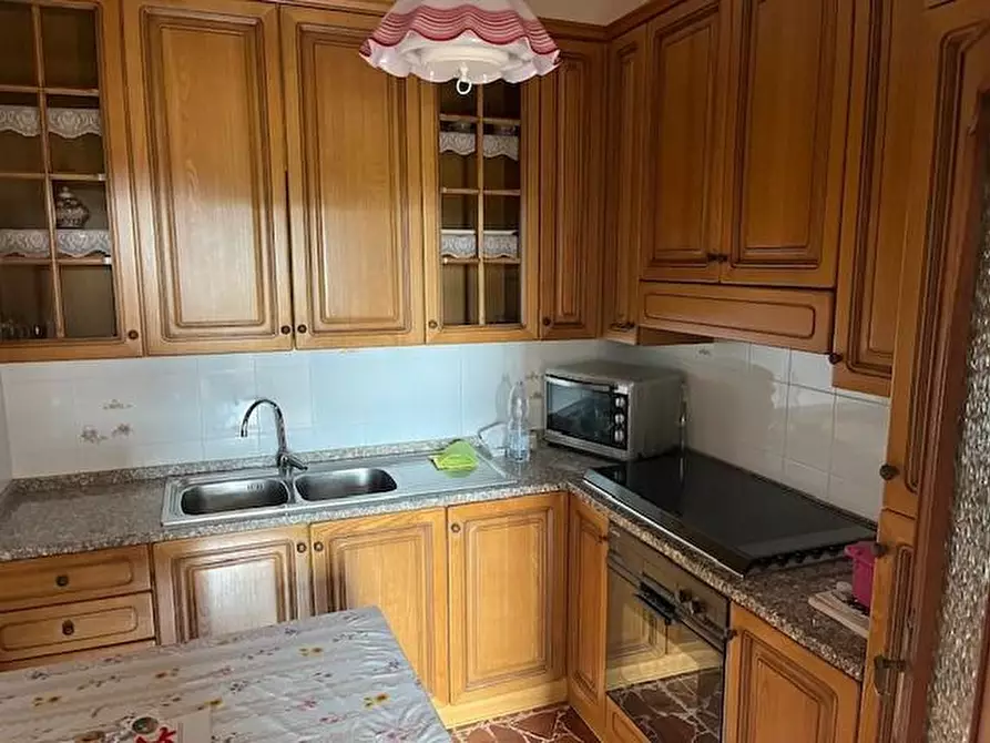 Immagine 8 di Porzione di casa in vendita  a Terricciola