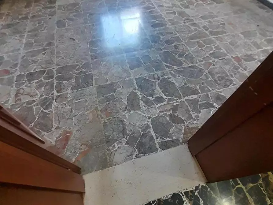 Immagine 10 di Appartamento in vendita  a Vicopisano