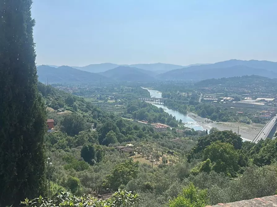 Immagine 21 di Terratetto in vendita  a Aulla