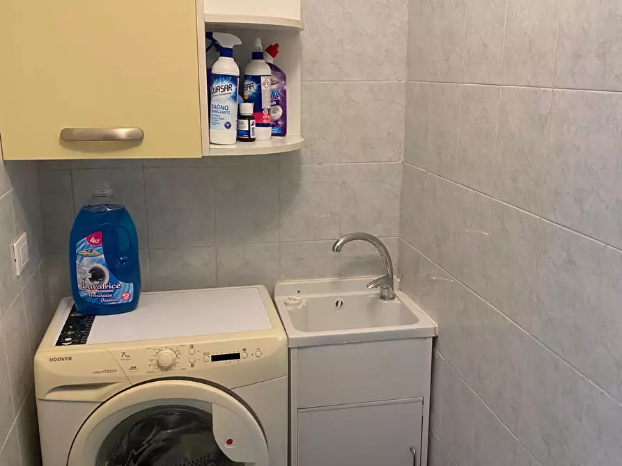 Immagine 6 di Appartamento in vendita  a Livorno