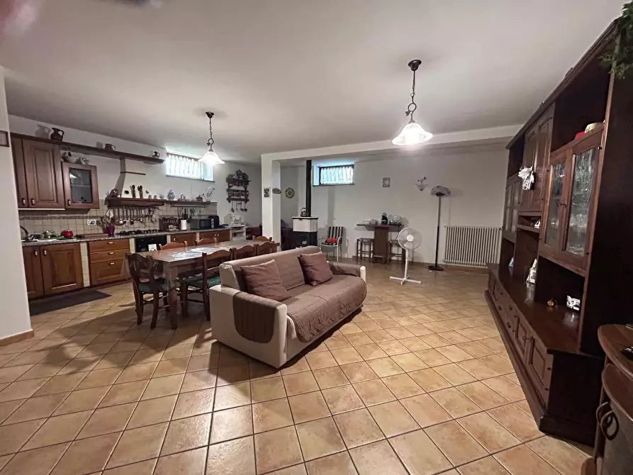 Immagine 14 di Casa indipendente in vendita  a Aulla