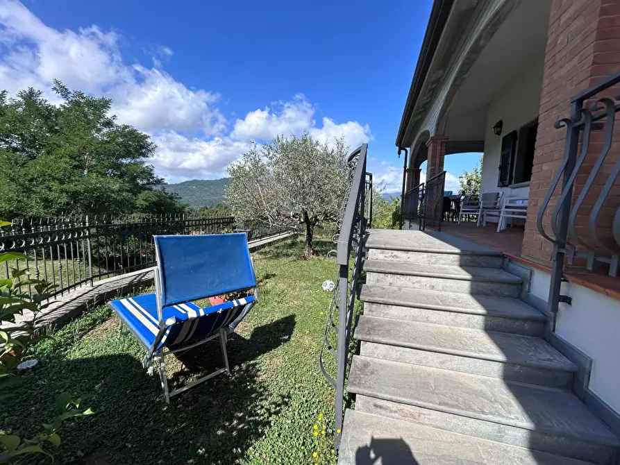Immagine 10 di Casa indipendente in vendita  a Aulla
