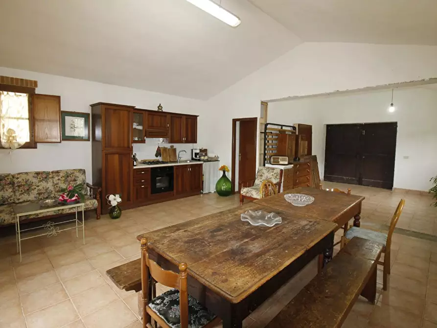 Immagine 4 di Casa bifamiliare in vendita  a Casole D'elsa