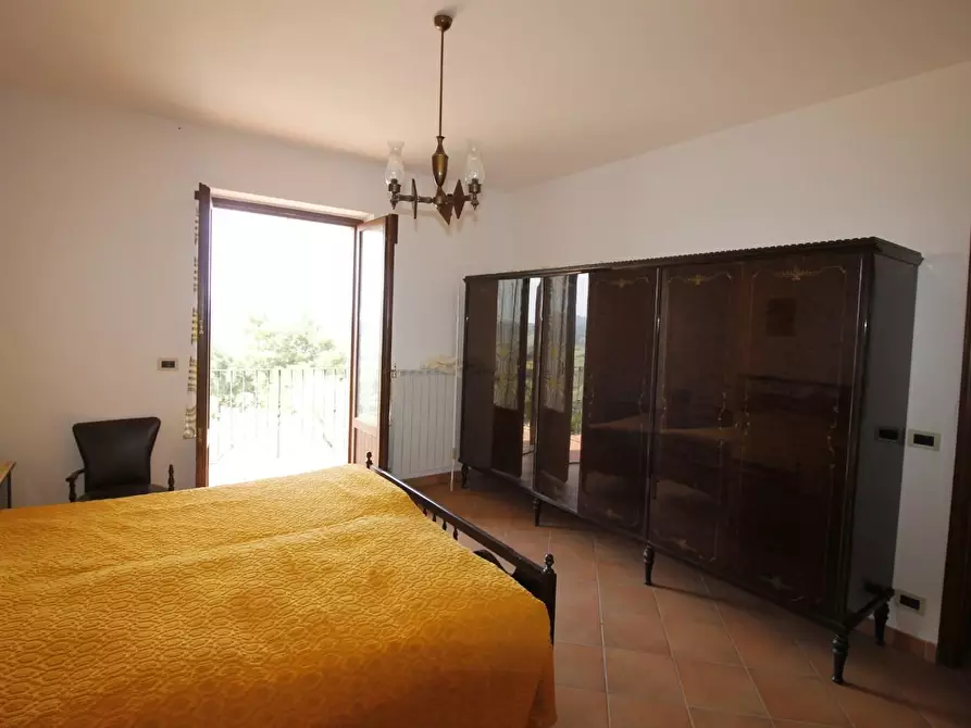 Immagine 17 di Casa bifamiliare in vendita  a Casole D'elsa