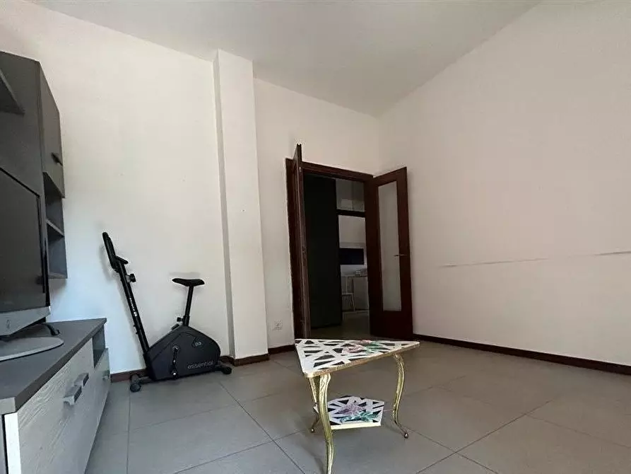 Immagine 15 di Appartamento in vendita  a Carrara