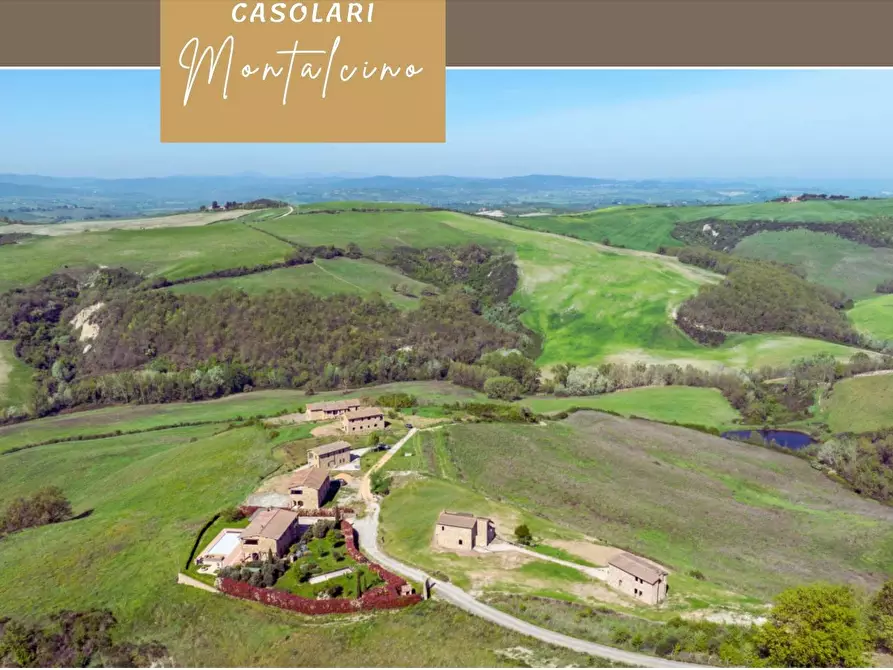 Immagine 1 di Casa colonica in vendita  a Montalcino