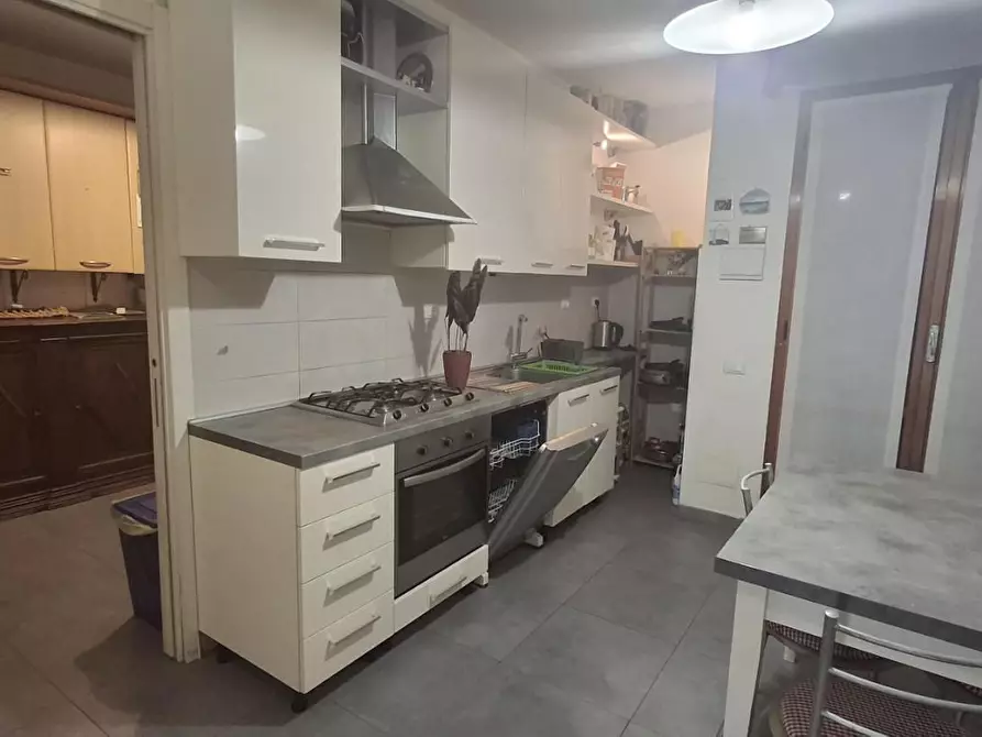 Immagine 5 di Villetta a schiera in affitto  a San Giuliano Terme