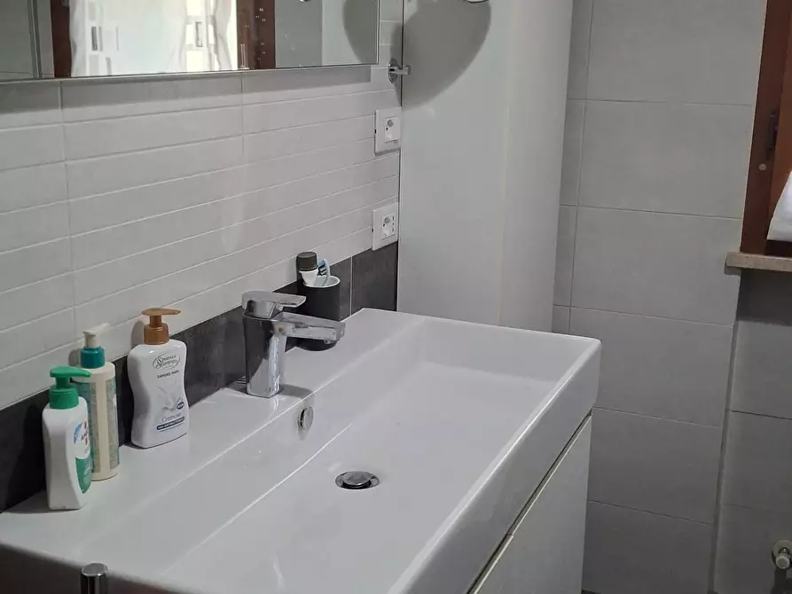 Immagine 14 di Villetta a schiera in affitto  a San Giuliano Terme