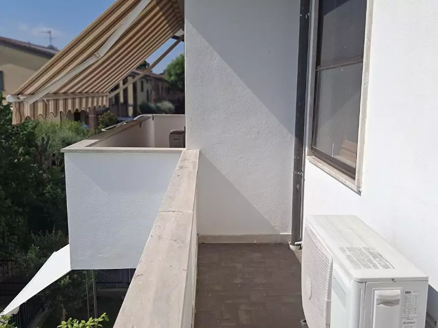 Immagine 12 di Villetta a schiera in affitto  a San Giuliano Terme