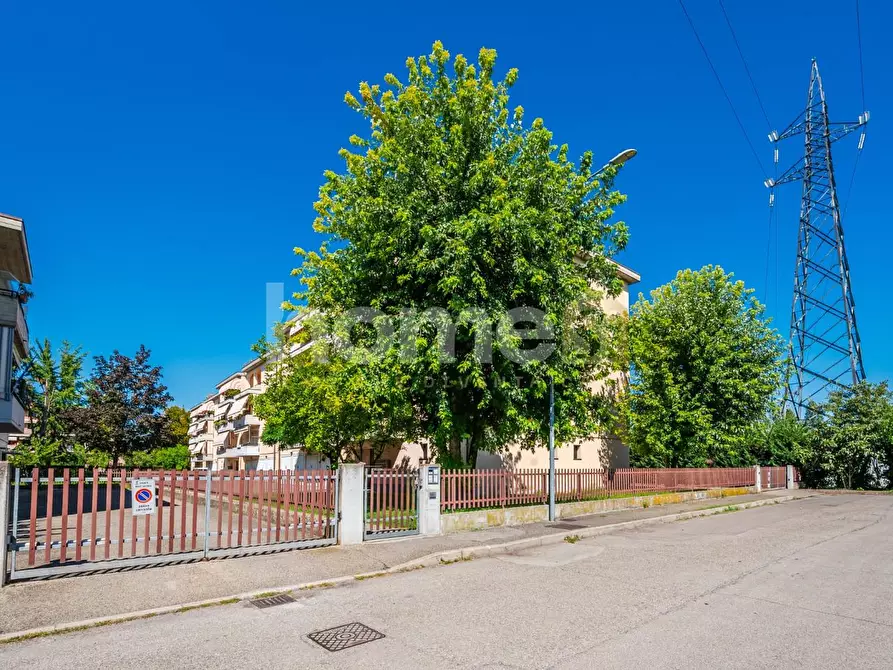 Immagine 41 di Appartamento in vendita  a Reggio Nell'emilia