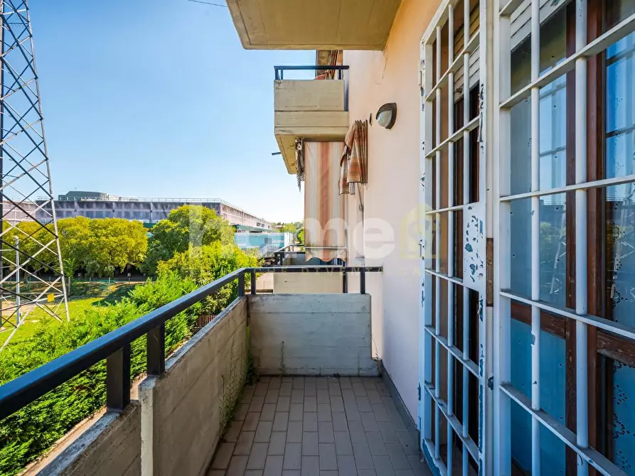 Immagine 16 di Appartamento in vendita  a Reggio Nell'emilia