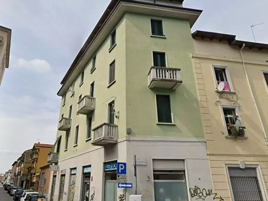 Immagine 1 di Appartamento in vendita  a Milano