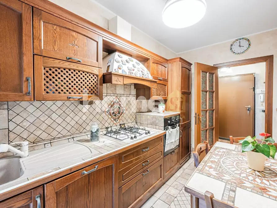 Immagine 4 di Appartamento in vendita  a Reggio Nell'emilia