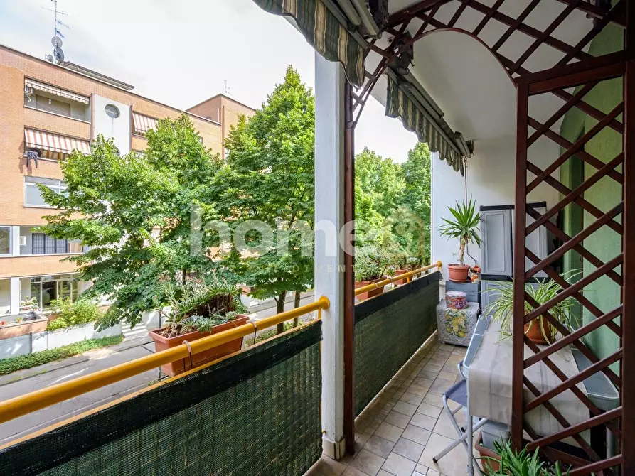 Immagine 18 di Appartamento in vendita  a Reggio Nell'emilia