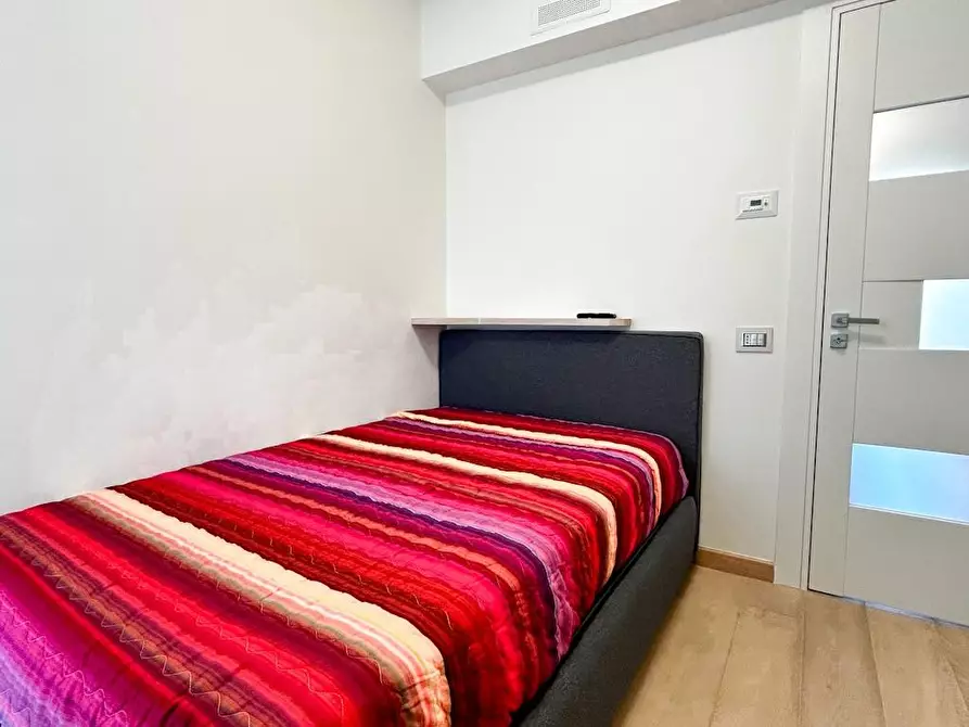 Immagine 12 di Appartamento in vendita  a Camaiore