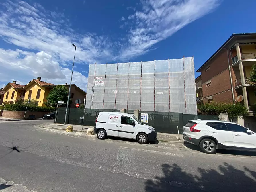 Immagine 4 di Casa bifamiliare in vendita  a Pontedera