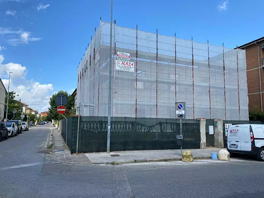 Immagine 5 di Casa bifamiliare in vendita  a Pontedera