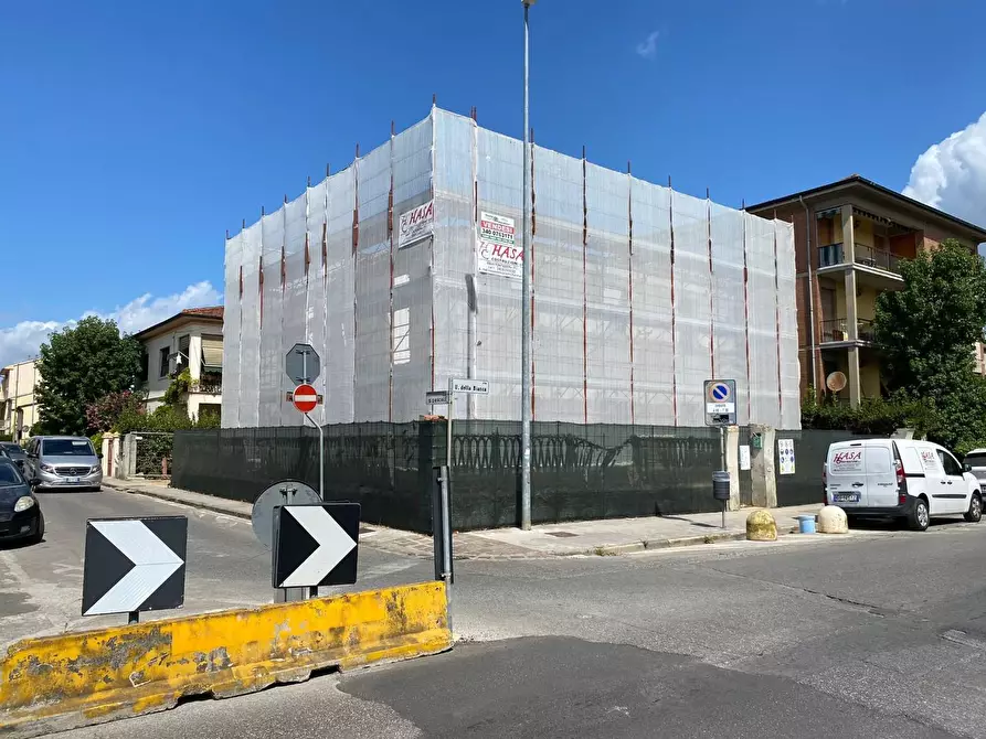 Immagine 3 di Casa bifamiliare in vendita  a Pontedera