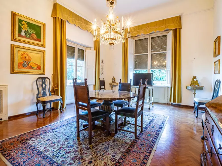 Immagine 22 di Villa in vendita  a Pisa