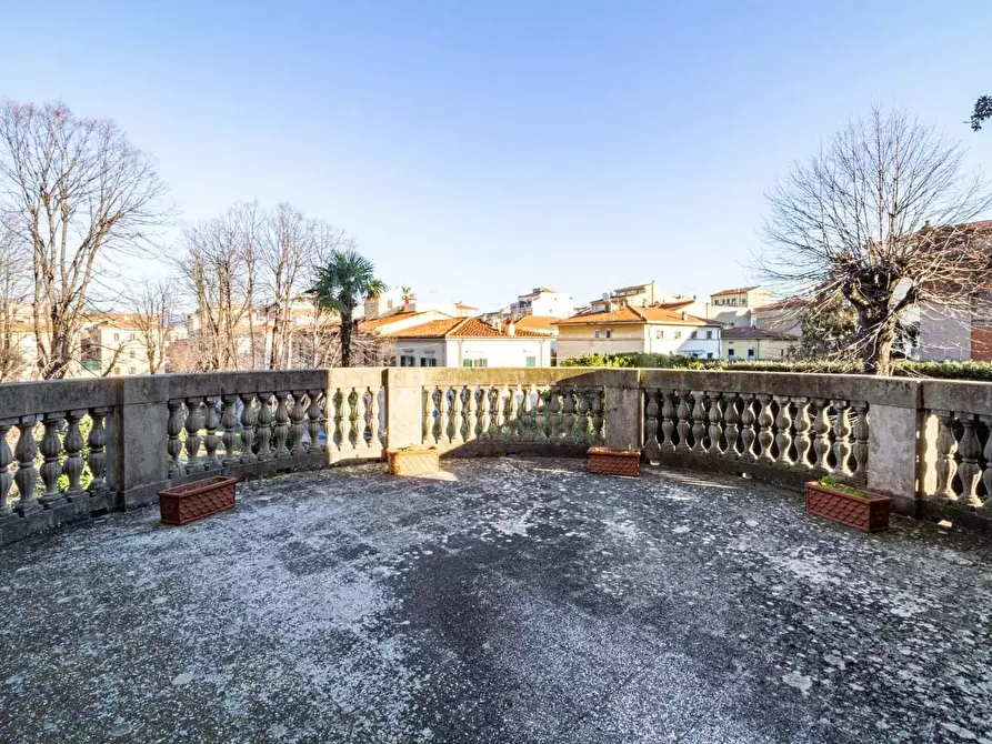 Immagine 29 di Villa in vendita  a Pisa