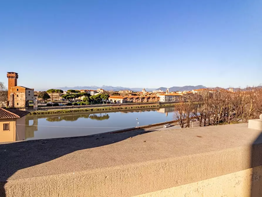 Immagine 32 di Villa in vendita  a Pisa