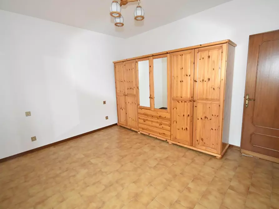 Immagine 13 di Appartamento in vendita  a Vecchiano