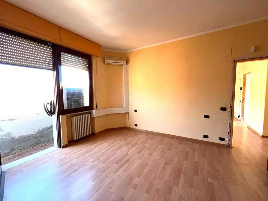 Immagine 9 di Appartamento in vendita  a Livorno