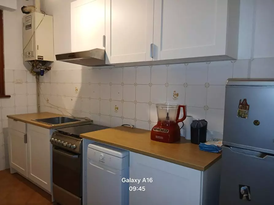 Immagine 8 di Appartamento in vendita  a Viareggio