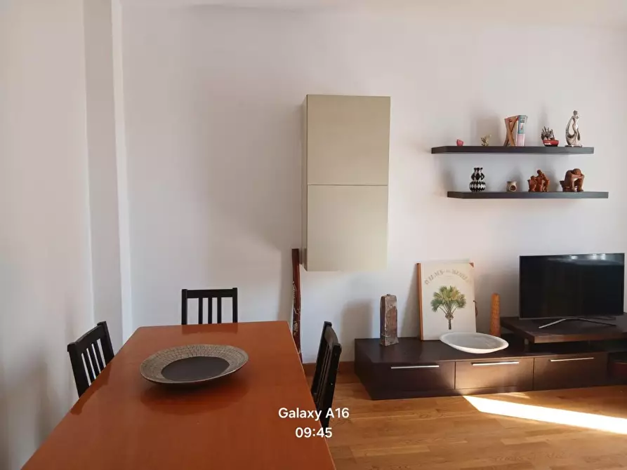 Immagine 3 di Appartamento in vendita  a Viareggio