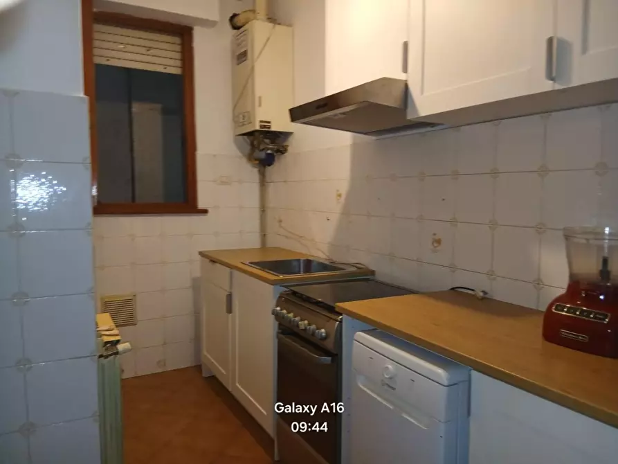 Immagine 7 di Appartamento in vendita  a Viareggio